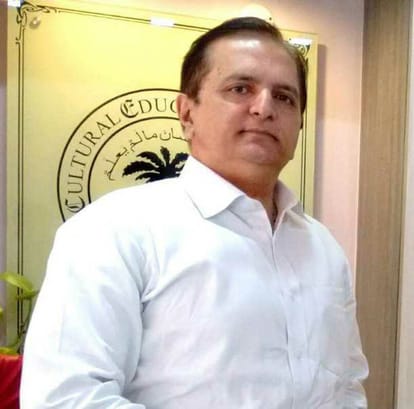 after three decades, mega TV serial Mahabharat is on screen. AMU urdu department teacher Dr.Rahi masoom raza had written the script and dialogue.